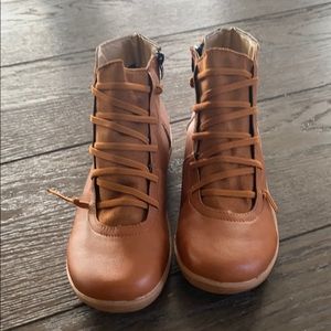 Zolucky Women Leather Fall Flat Heel Boots